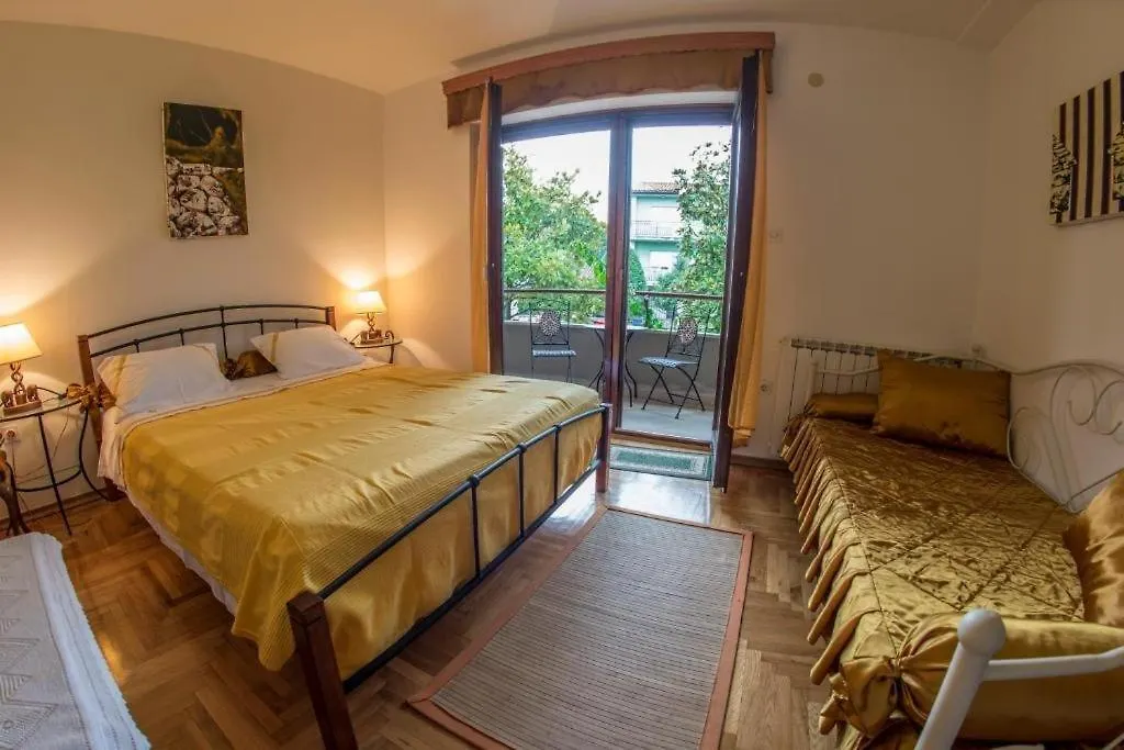 Apartment In Banjole With Terrace, Air Conditioning, Wifi, Washing Machine 3360-1